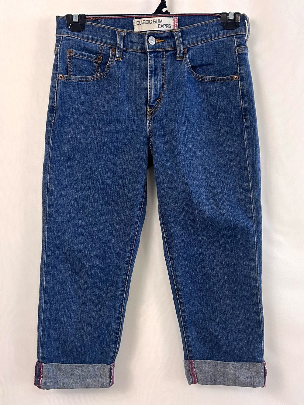 Levi’s Women’s Classic Slim Cuffed Capri Jeans / Sz 8